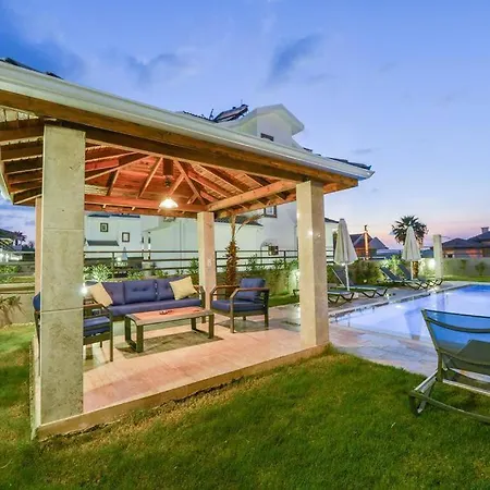 Marsel Evi Oeluedeniz *