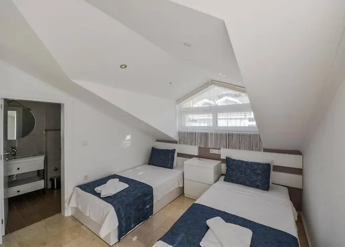 Marsel Evi Oeluedeniz *