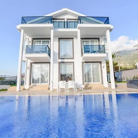 ヴィラ Marsel Evi Oeluedeniz *